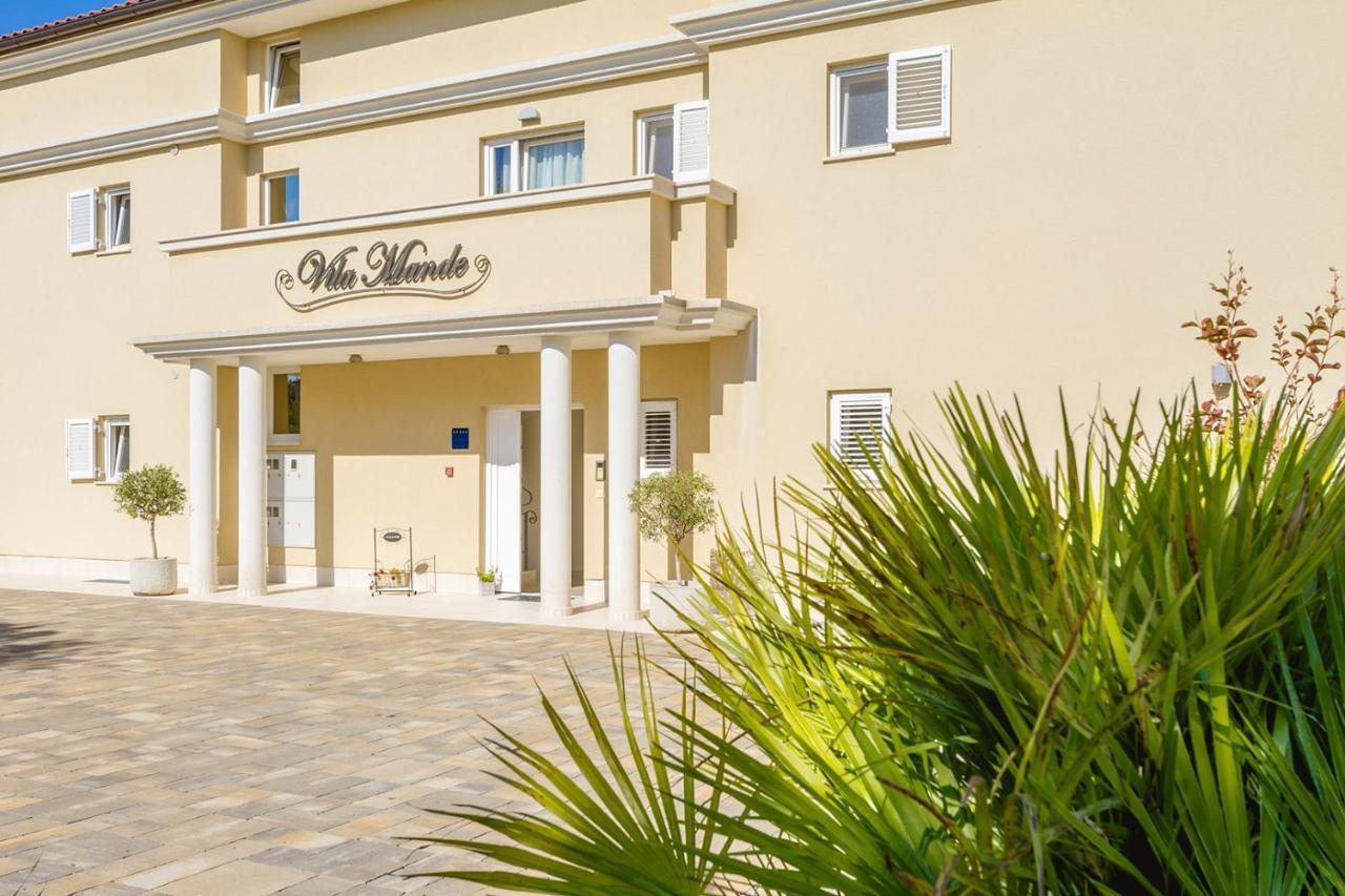 Luxury Apartments Villa Mande Malinska Luaran gambar